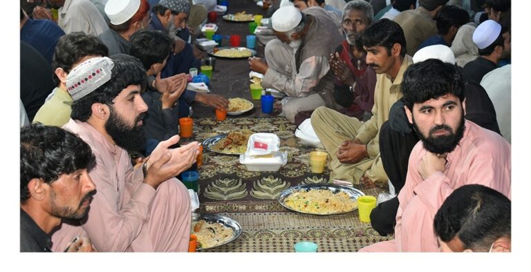 LONGi Pakistan provided Free Meals for Communities in Pakistan