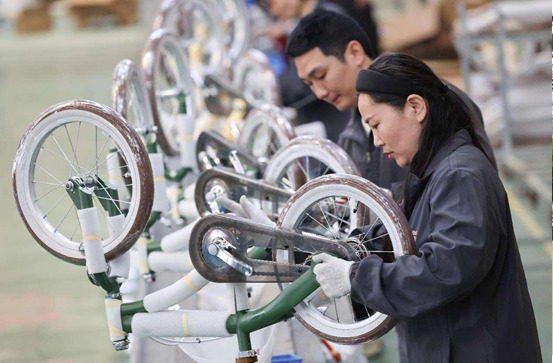 China continuously expands high-level opening-up