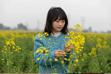 Smart farming blooms on Chengdu plain