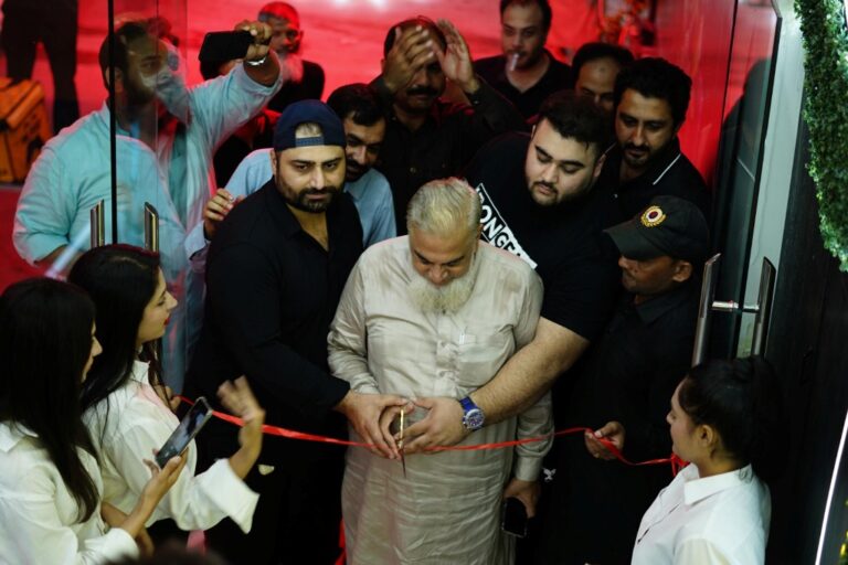TCL Inaugurates First Flagship Store in Gujranwala, Showcasing World’s Largest LED TV