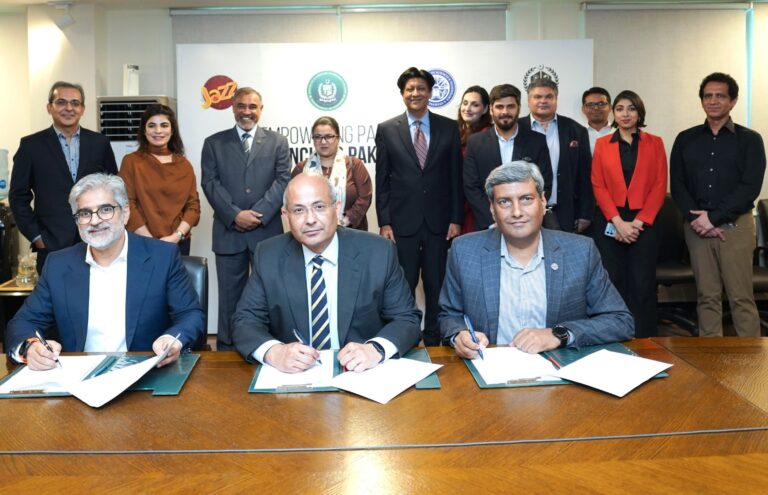 Pakistan’s First Local Large Language Model to be developed in a Collaboration Between Jazz, NUST, and NITB