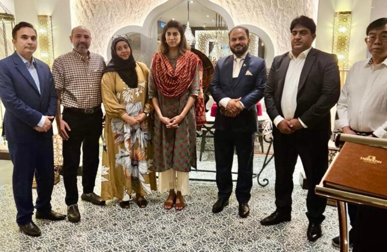 Dairy and Cattle Farmers Association Delegation Meets Pakistani High Commissioner in Singapore to Explore Opportunities in Dairy Sector