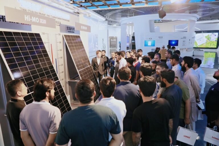 Pakistan Agriculture and Irrigation Delegation Visits LONGi Headquarters to Explore Solar-Powered Irrigation Solutions