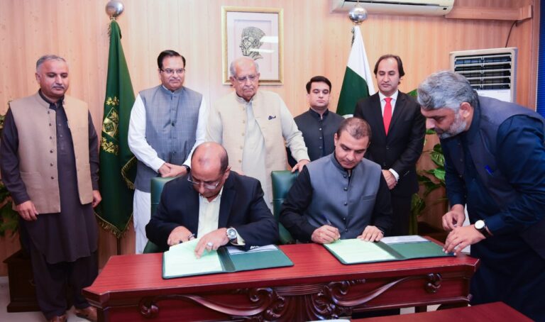 Ministry of Housing and Works and Fakt Exhibitions (Pvt.) Ltd. sign MoU to organize Build Pakistan Exhibition and Conference 2025