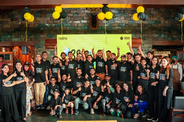 realme Wraps Up 828 Fan Festival in Lahore with Lucky Draws & Fun Activities, Celebrating 300M Global Users