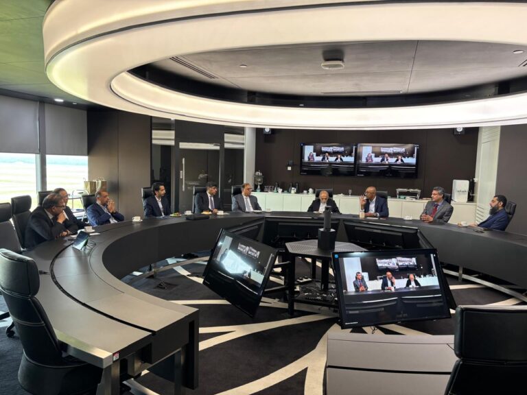 PIA Consortium Holds Key Talks with AirAsia Group to Boost Aviation Cooperation