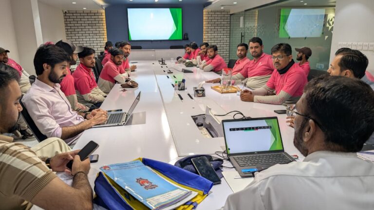 foodpanda partners with Karachi Traffic Police for rider safety workshop