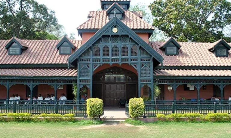 Lahore Gymkhana rift deepens as four COM members quit committee convenerships