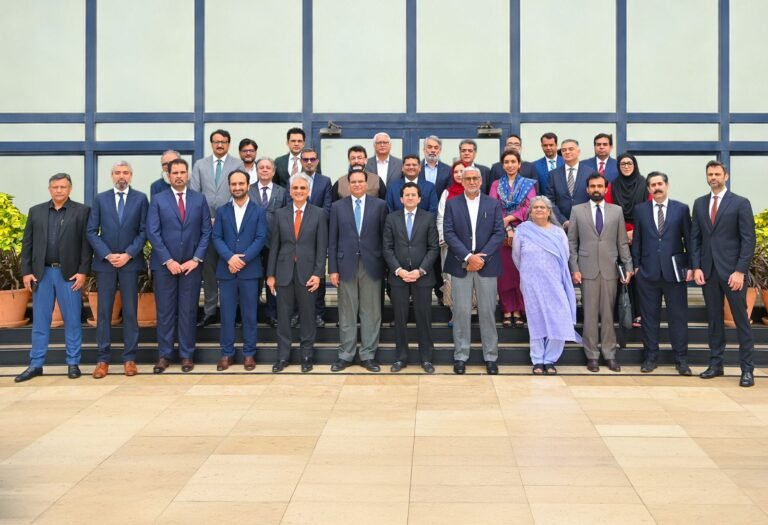 Federal Petroleum Minister Visits PSO Head Office, Reaffirms Government’s Commitment to Energy Security and Sector Modernization